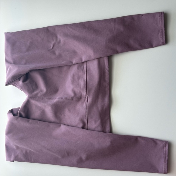 Fabletics Mauve Leggings - Picture 4 of 11